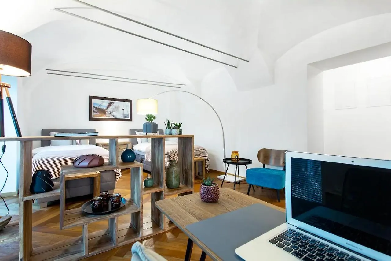 Address Deluxe Downtown Daire Ljubljana Slovenya