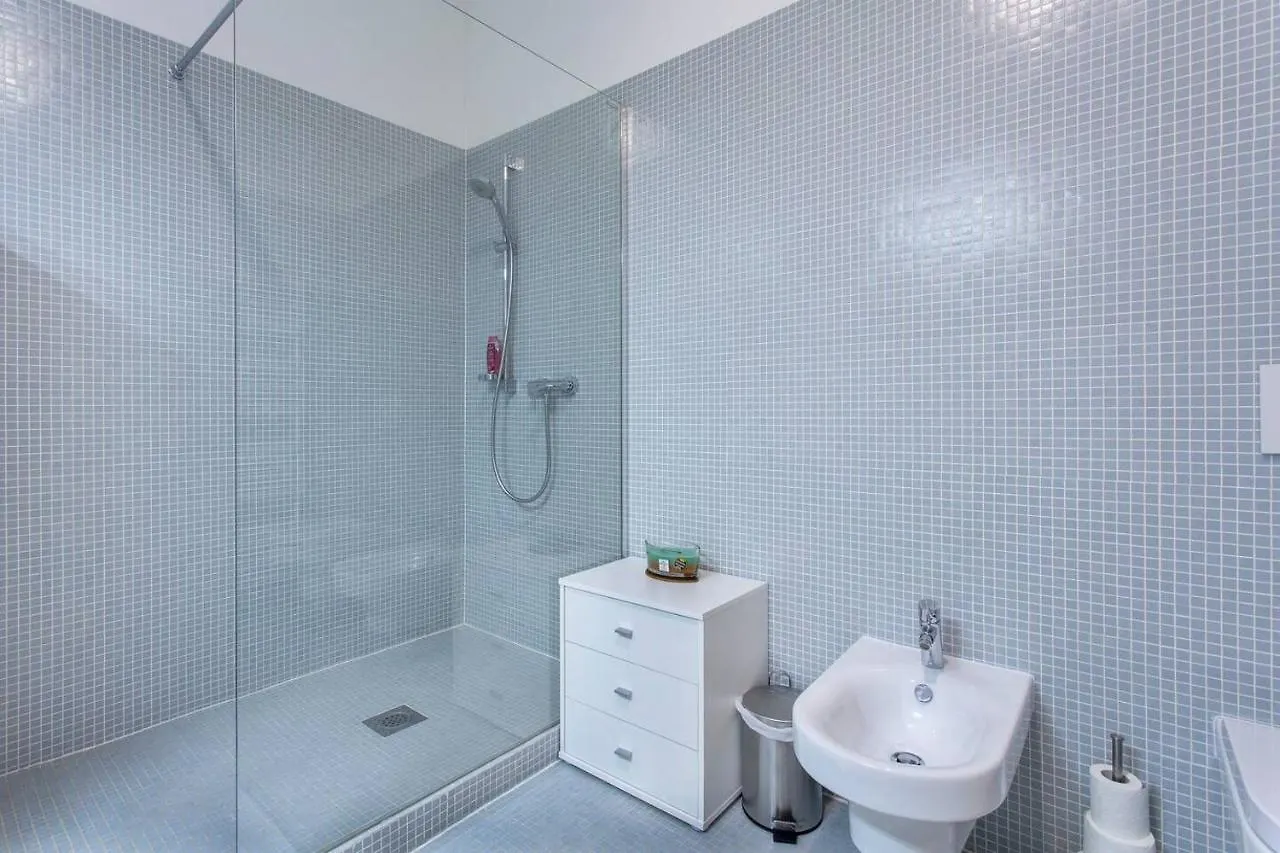Address Deluxe Downtown Daire Ljubljana Slovenya