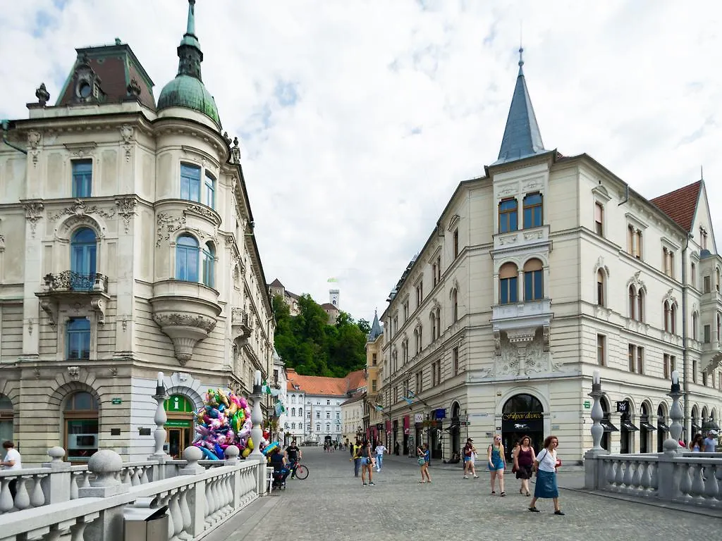 Address Deluxe Downtown Daire Ljubljana Slovenya